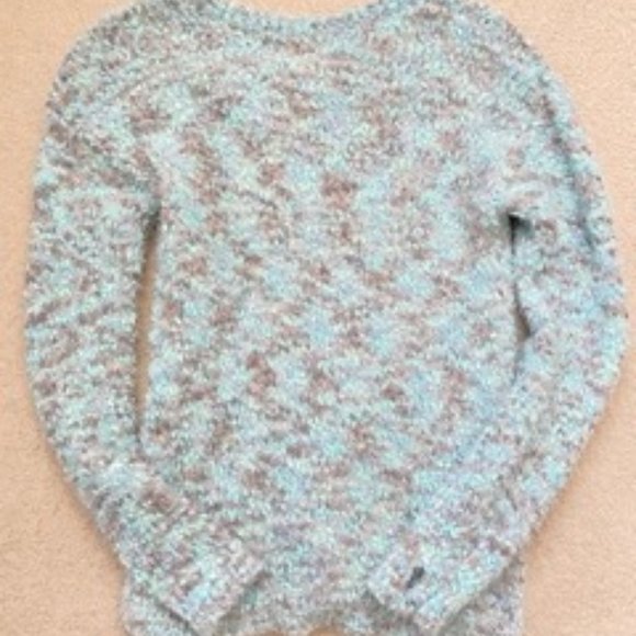 Warm Cozy Sweater - Picture 3 of 5